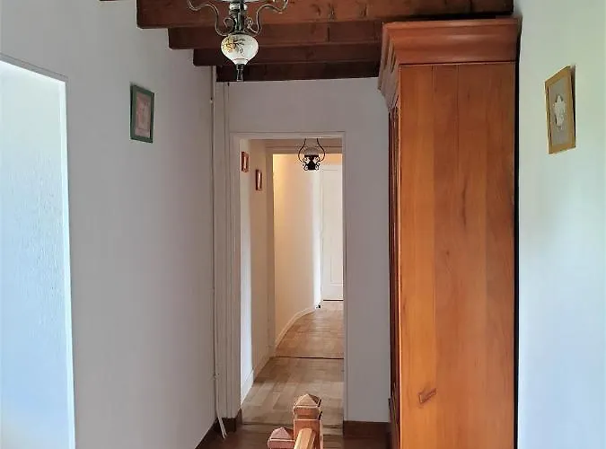 別荘 De La Veillee *